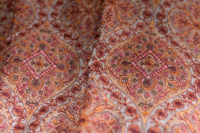 Pashtush Shawl Store Shawl Pashtush Womens Kashmiri Sozni Embroidery shawl with Silk Thread embroidery